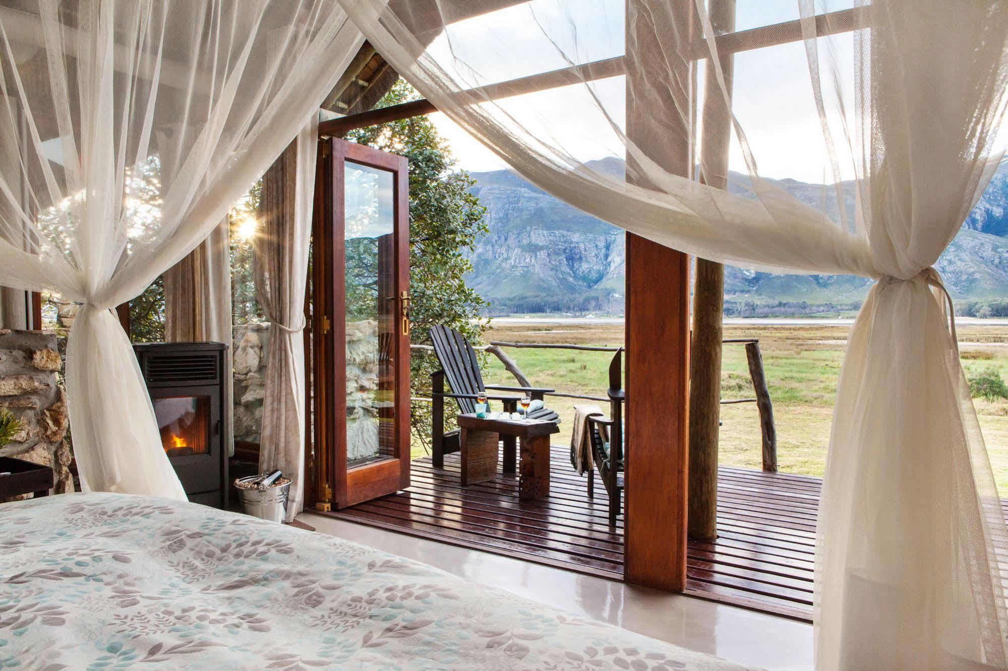 Mosaic Lagoon Lodge Stanford Luaran gambar